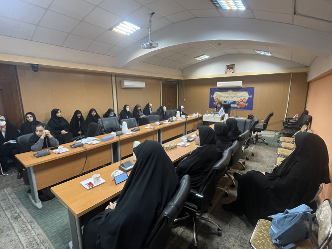 نشست علمی با موضوع «تلاقی حقوق عمومی و خصوصی در نهاد خانواده»